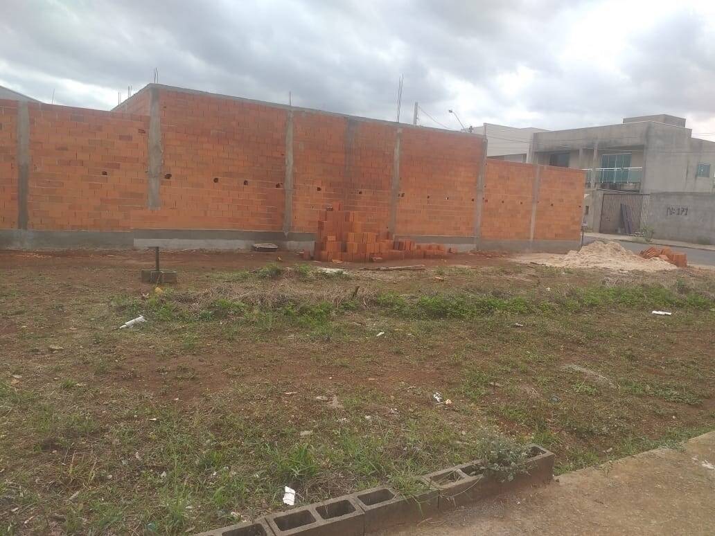 #2000 - Terreno para Venda em Nova Odessa - SP