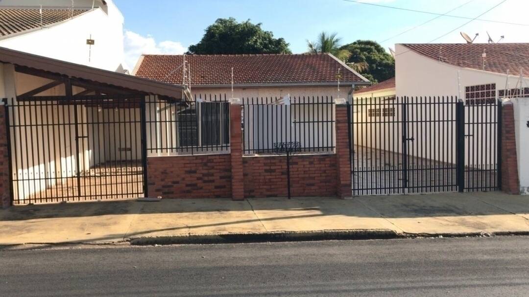 #2065 - Casa para Venda em Nova Odessa - SP