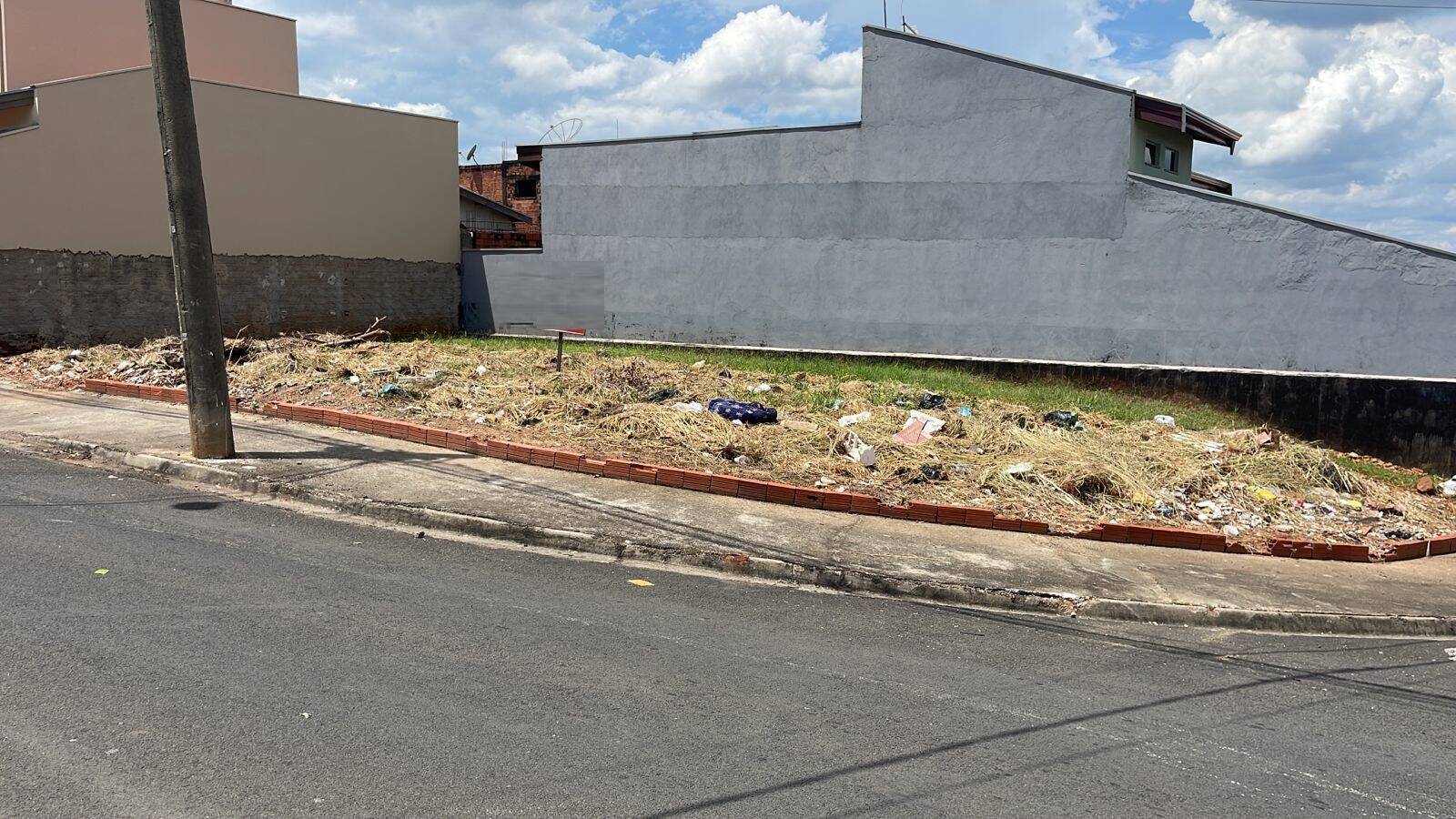 #2403 - Terreno para Venda em Nova Odessa - SP