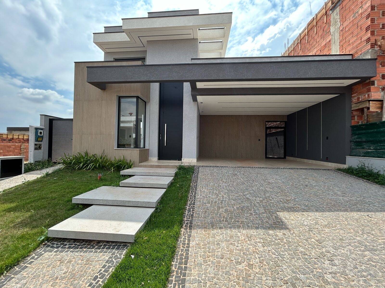 #2730 - Casa para Venda em Paulínia - SP