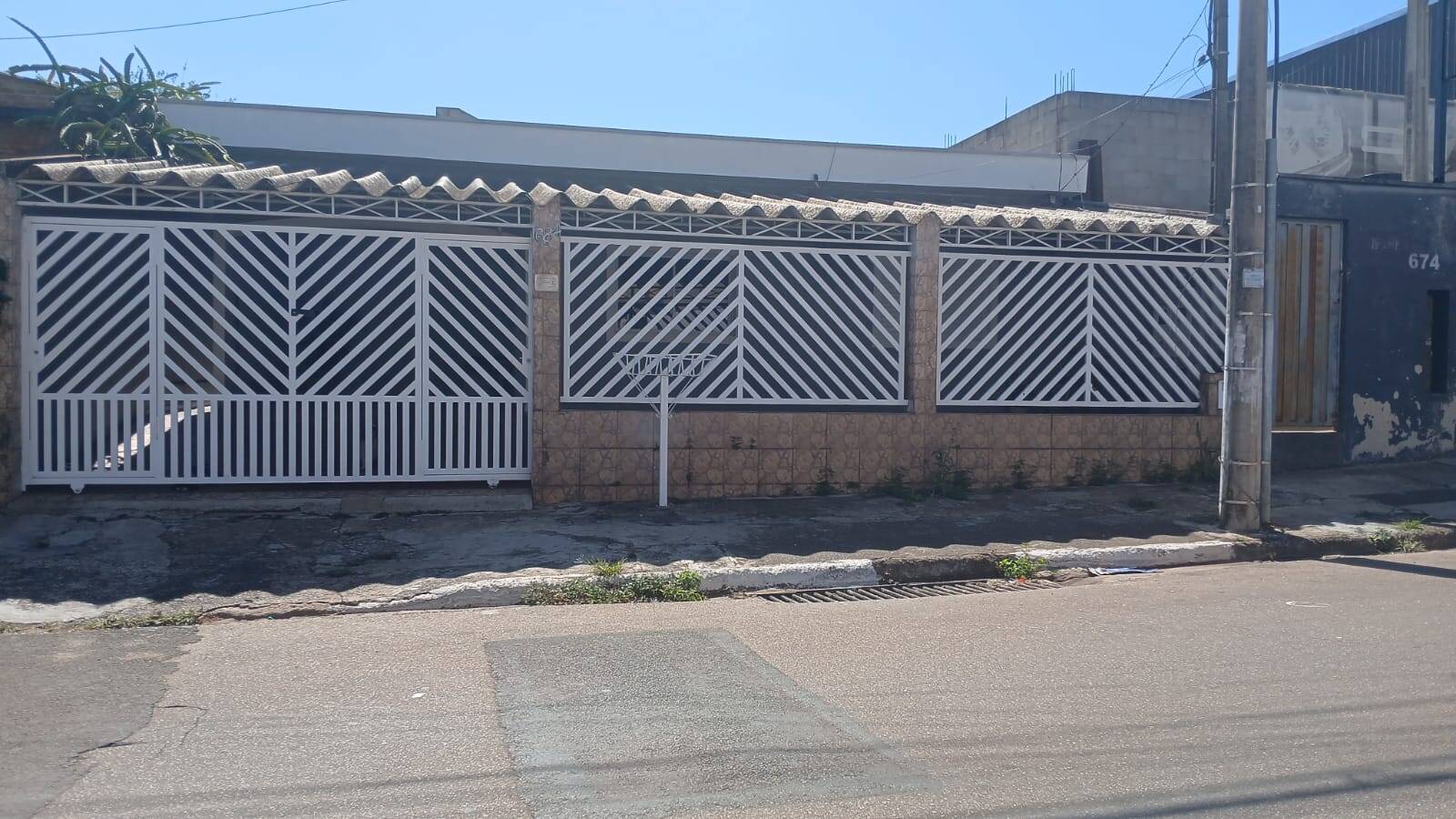 #2813 - Casa para Venda em Sumaré - SP