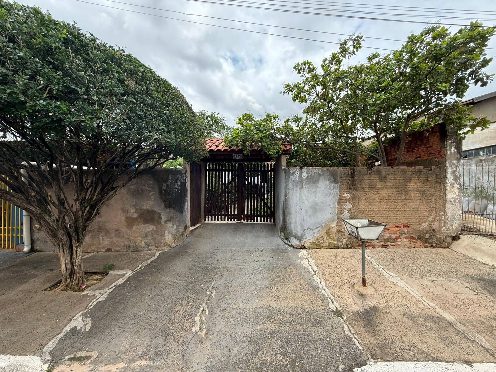 #2827 - Casa para Venda em Sumaré - SP