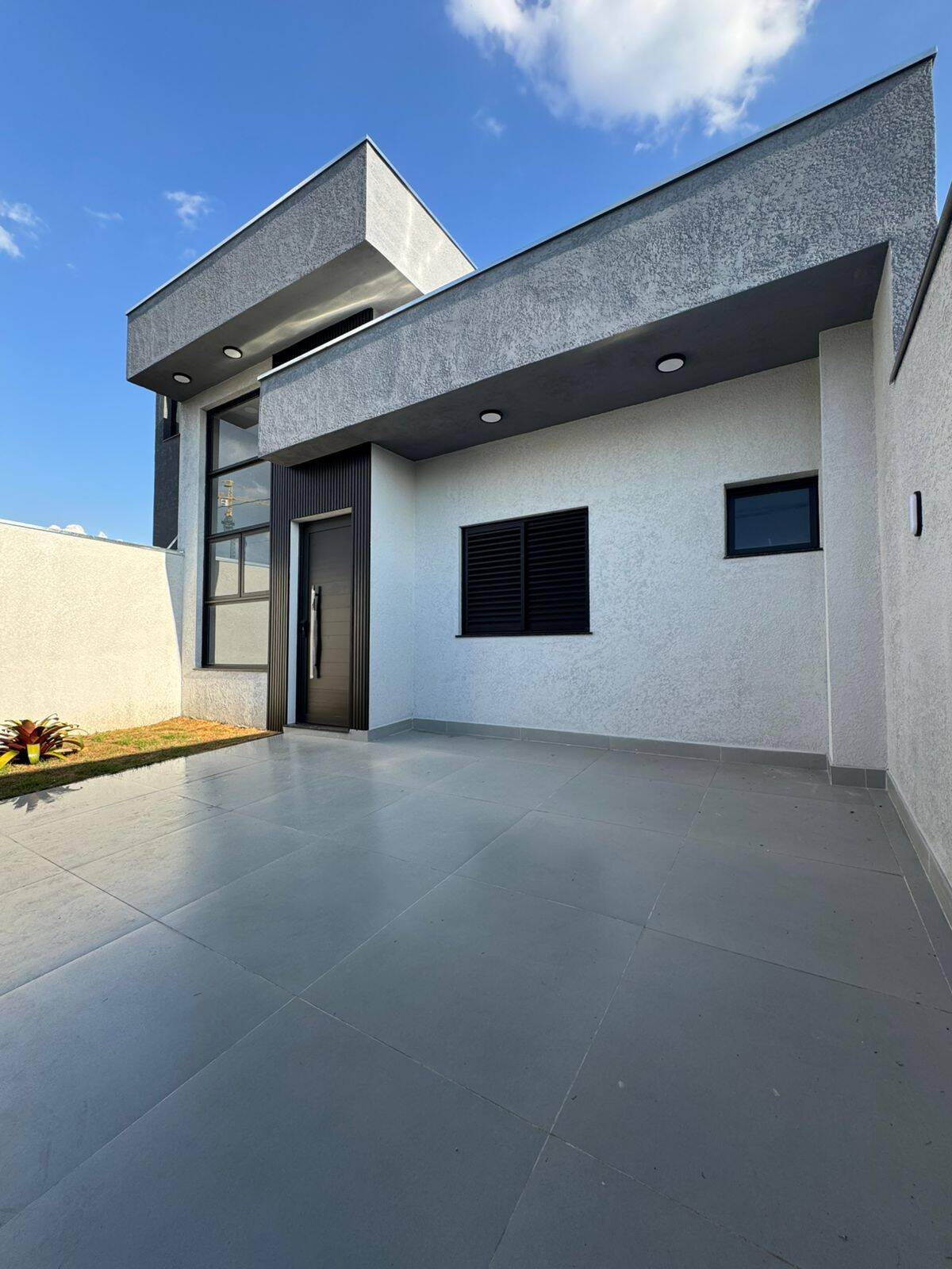 #2890 - Casa para Venda em Hortolândia - SP
