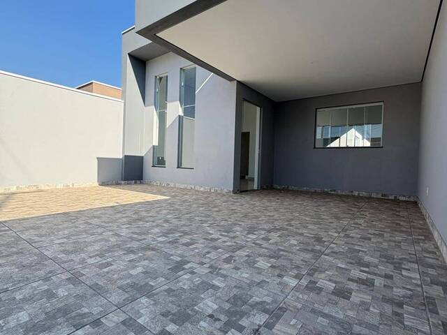 #2815 - Casa para Venda em Sumaré - SP - 2